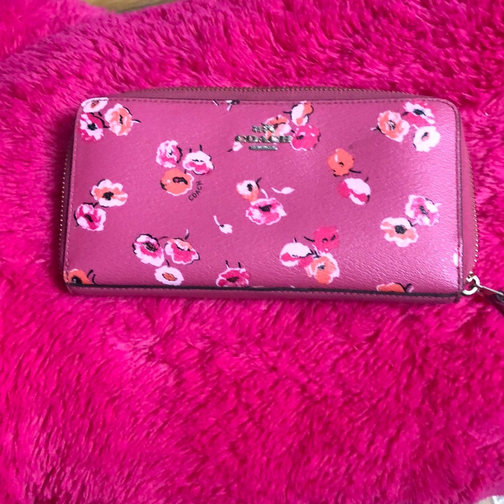 Coach wallet